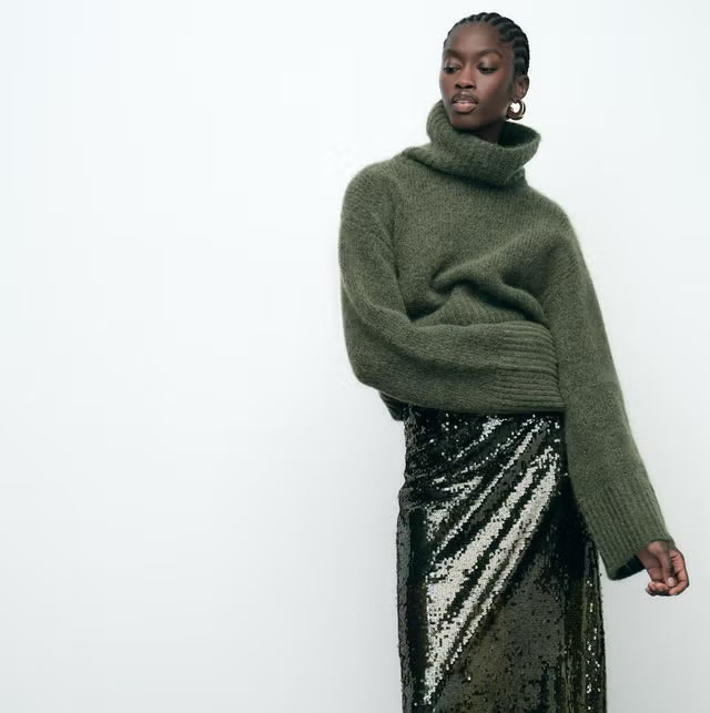 Nivelle | Knitted Turtleneck with Wide Sleeves &amp; Cropped Fit