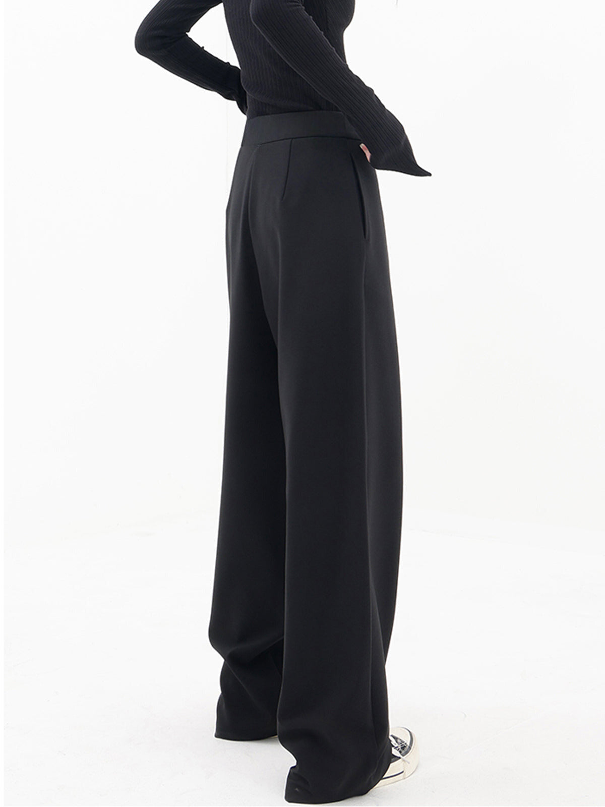 ANNA - Asymmetric Baggy Pants