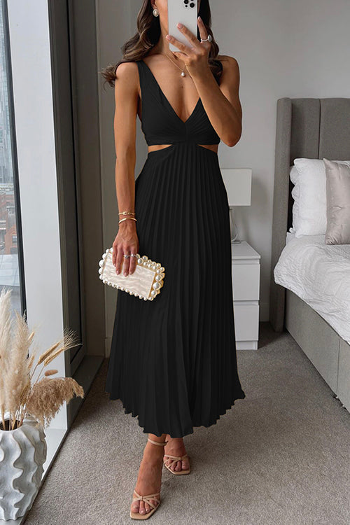 Samantha | Elegant pleated dress 