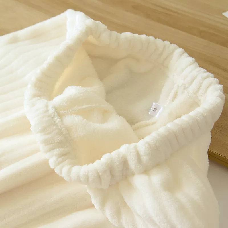 Mila SnuggleSuit Pyjamas | Weich und bequem