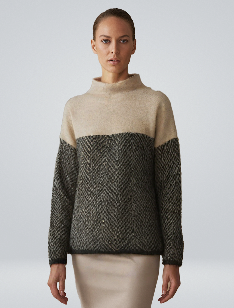 Paulina | Cozy Turtleneck