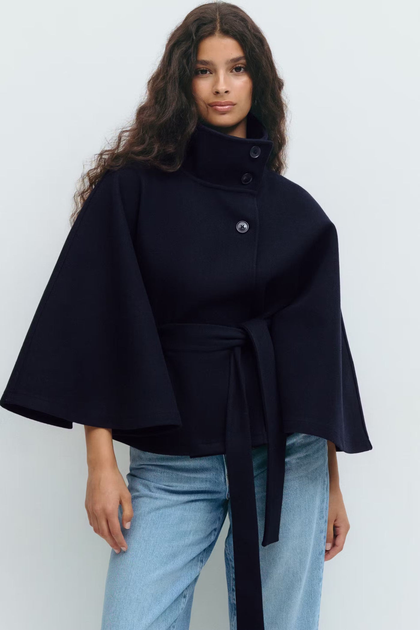 Aurora™ | Elegantes Cape aus Wollmischung mit Gürtel