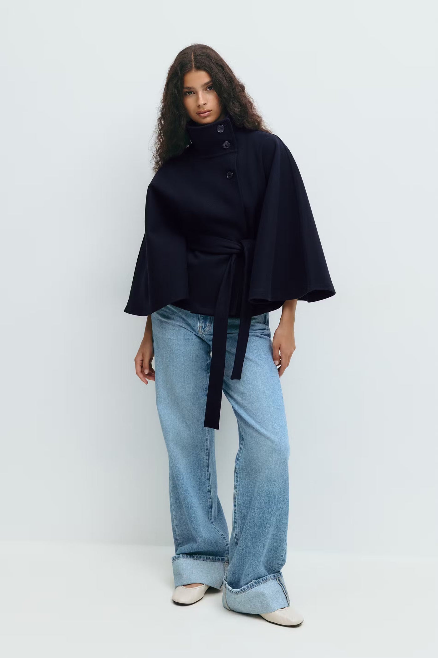 Aurora™ | Elegantes Cape aus Wollmischung mit Gürtel