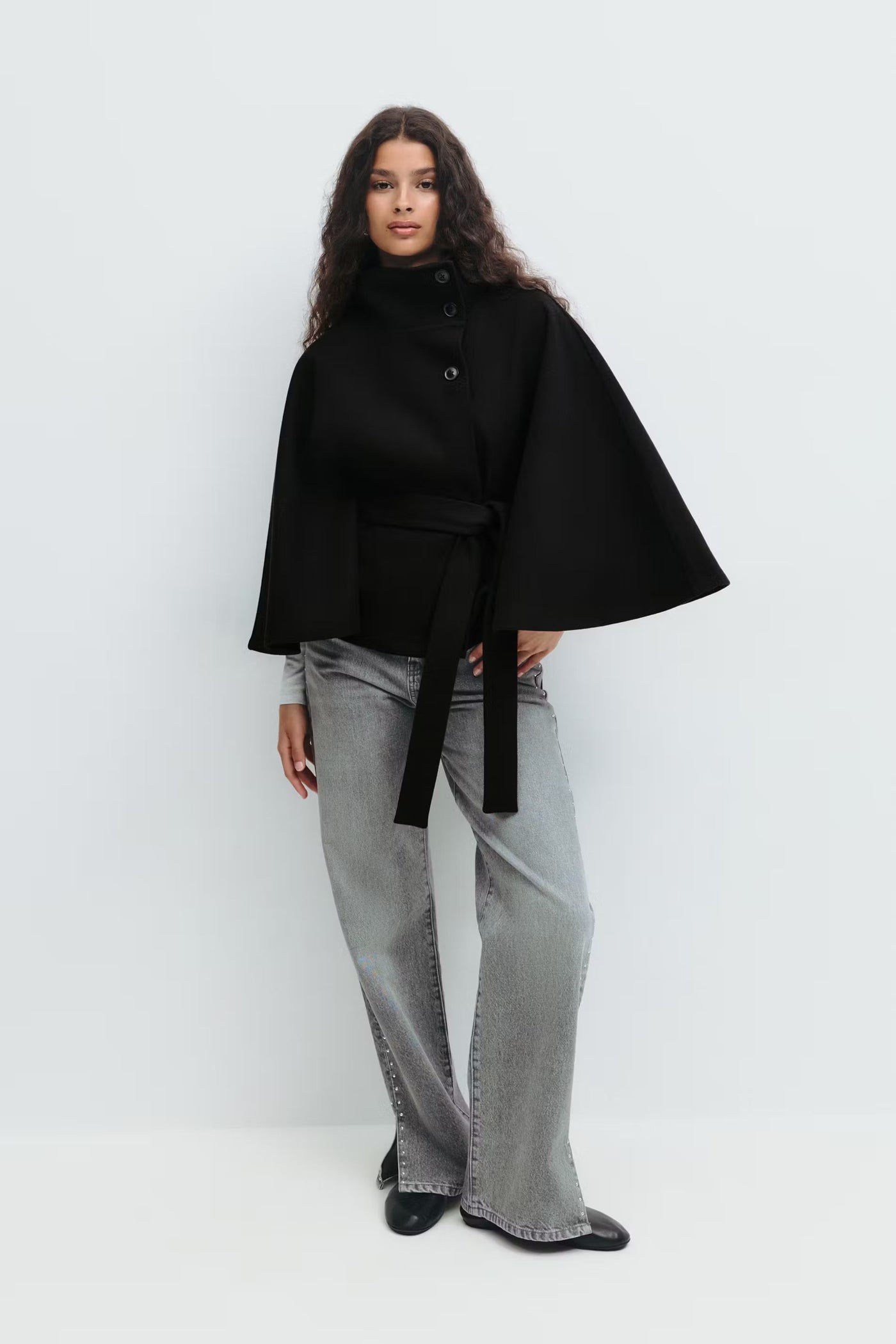 Aurora™ | Elegantes Cape aus Wollmischung mit Gürtel