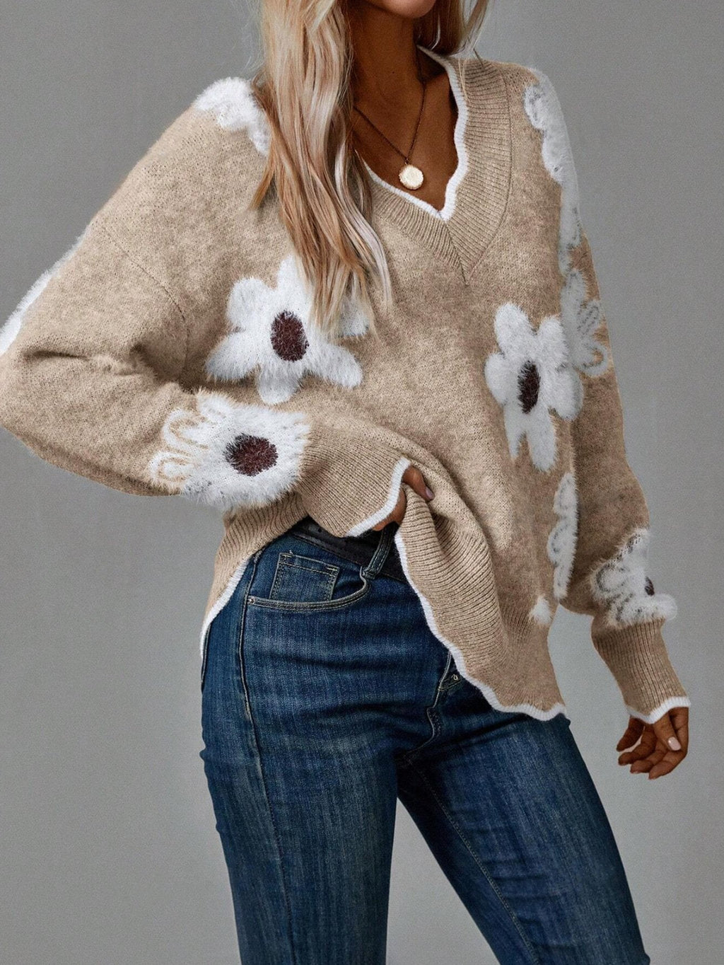 Odette™ – Eleganter Pullover mit Blumenmuster und Rüschensaum