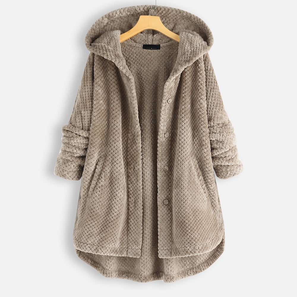 Olivia | Vintage fall fashion winter coat for the modern woman 