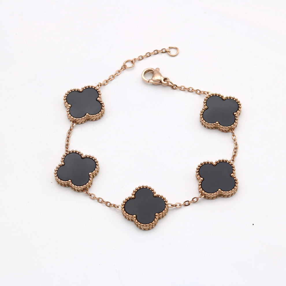 Gold clover bracelet