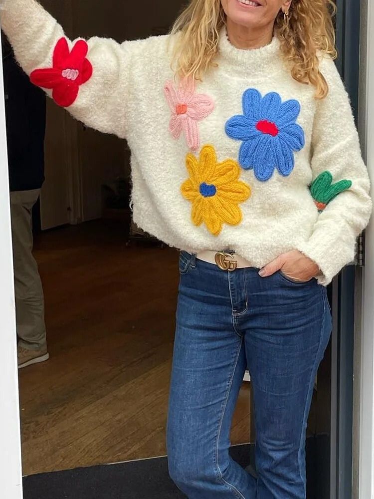 Stella - Stylish White Knitted Floral Autumn Sweater for Women