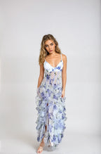 Elena – Langes, fließendes Kleid mit Rüschen und Blumendruck