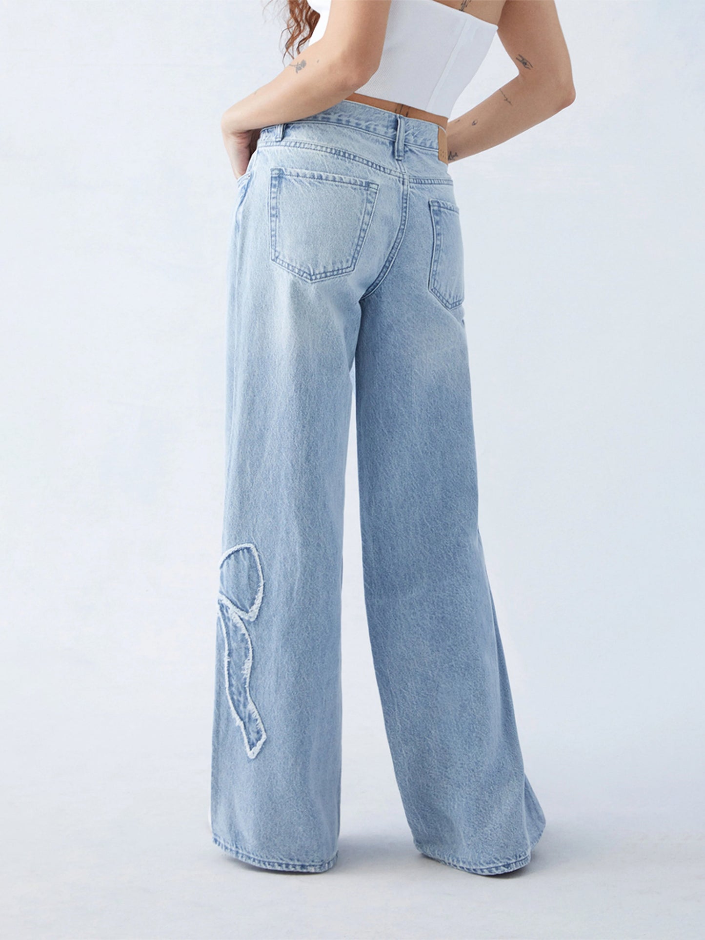 SANDY | Baggy-Schleifenjeans