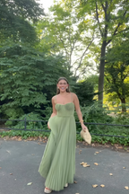 Liva™ | Plissiertes Midikleid
