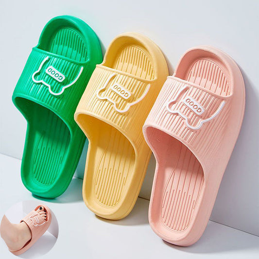 ComfortyGlidesBear™ | Stijl en Comfort slippers 2024