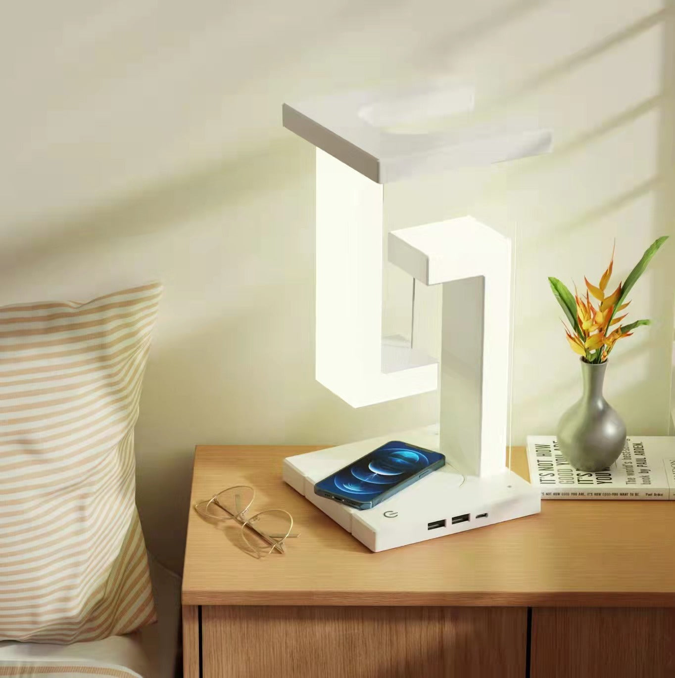 LEVITAS | Wireless Rechargeable Floating Table Lamp | Modern Minimalist | Magical Design 