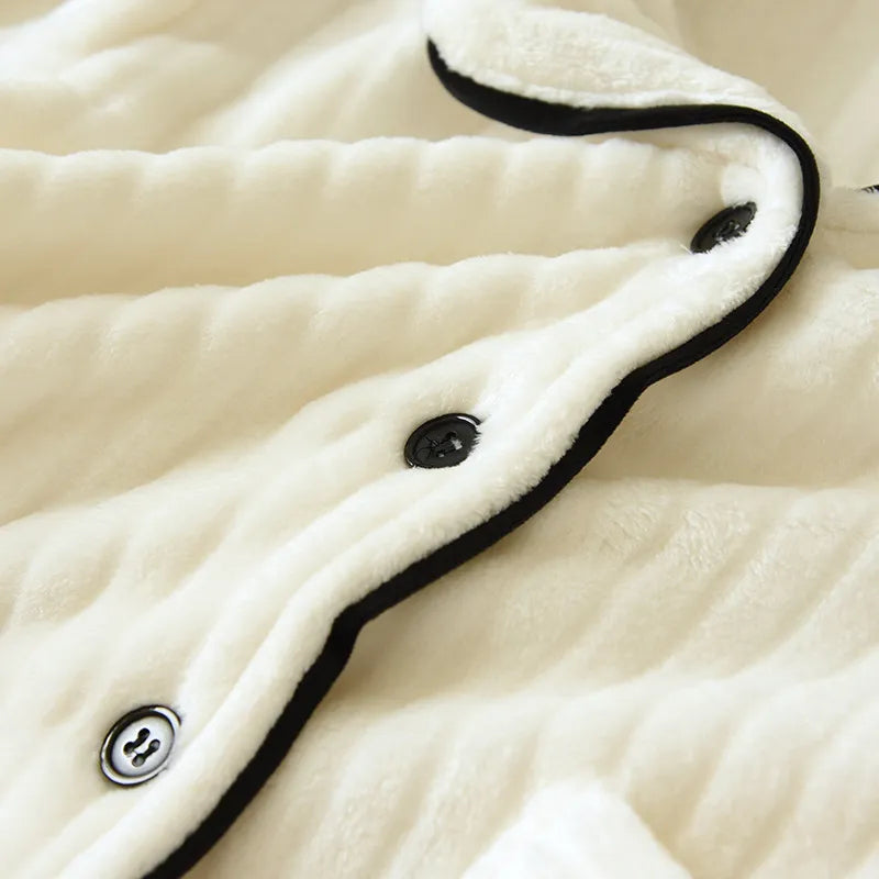 Mila SnuggleSuit Pyjamas | Weich und bequem