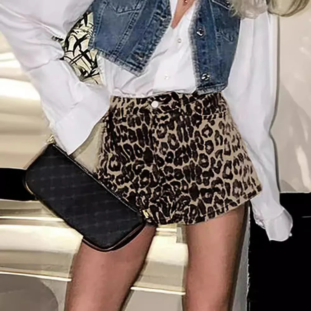 Kendall - Print Shorts For Women - Cool &amp; Stylish