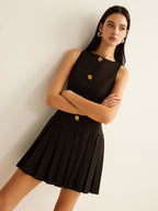 Hanleya | Ärmelloses Kleid mit Falten und Metallknöpfen