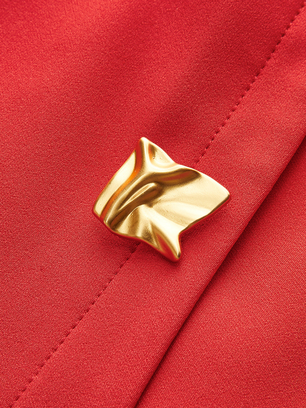 Hanleya | Ärmelloses Kleid mit Falten und Metallknöpfen