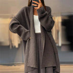 Camille Arnaud | Luxe Lang Gebreid Vest met Sjaalkraag