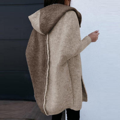 Amarina | Lange warme Strickjacke mit Kapuze