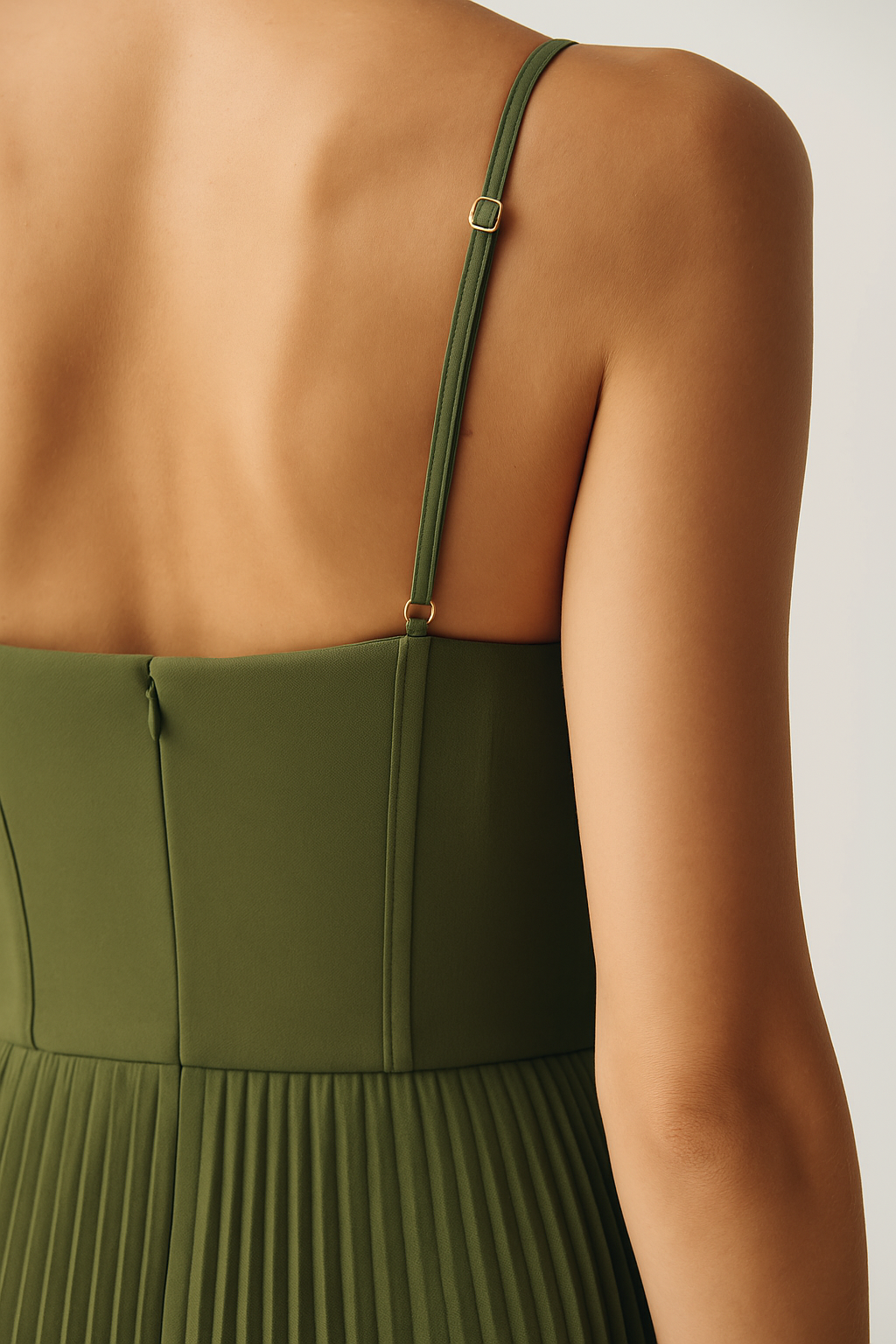 Olivia Openback Kleid | Grün