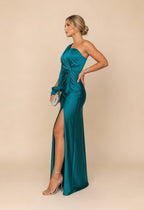 Pauline | One-Shoulder-Maxikleid mit Wickeldetails