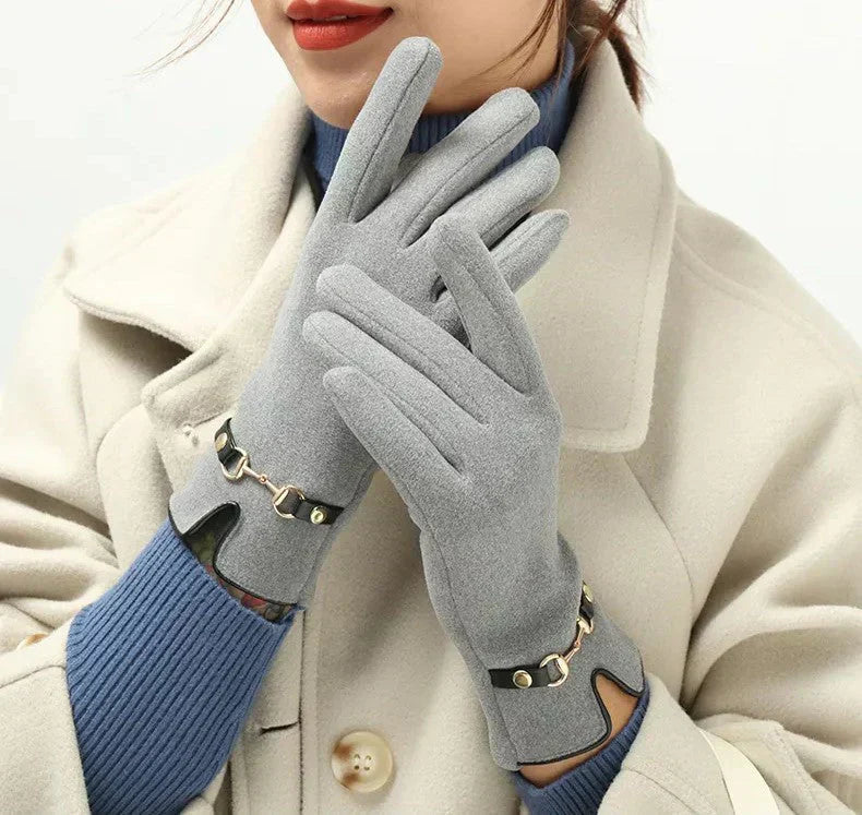 Elegant Women's Gloves | Warm Gloves with Stylish Chain Detail