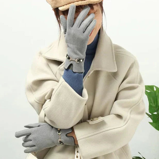 Elegant Women's Gloves | Warm Gloves with Stylish Chain Detail