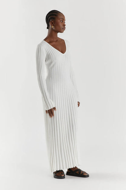 Maria™ | Knitted Midi Dress With V-neck