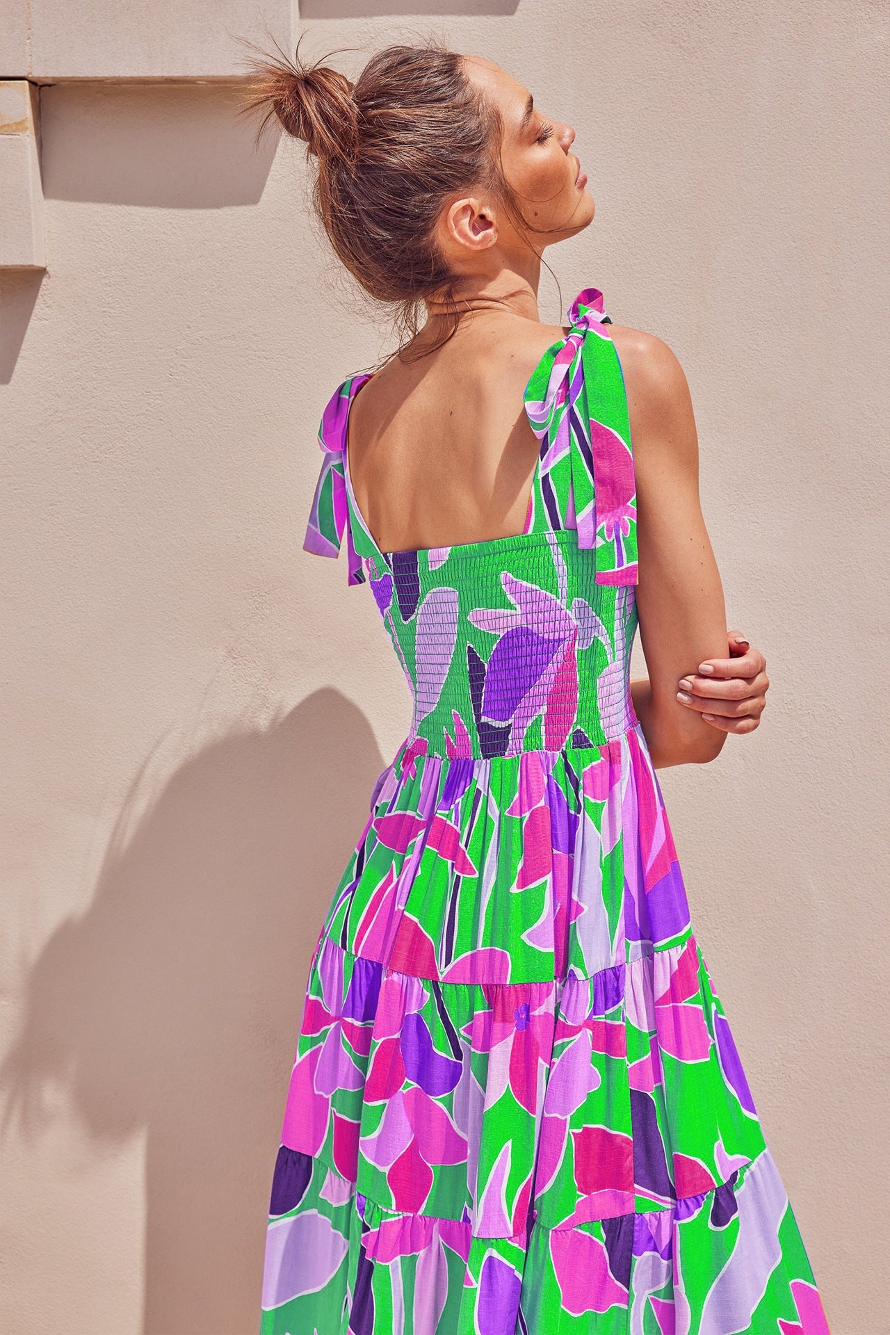 Viraelis – Airy Midi Dress with Smock Detail
