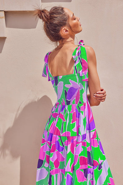 Viraelis – Airy Midi Dress with Smock Detail