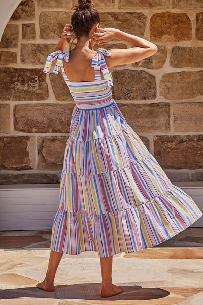 Viraelis – Airy Midi Dress with Smock Detail