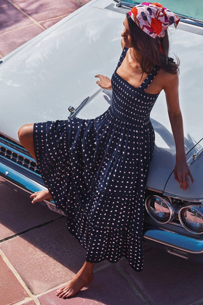 Viraelis – Airy Midi Dress with Smock Detail