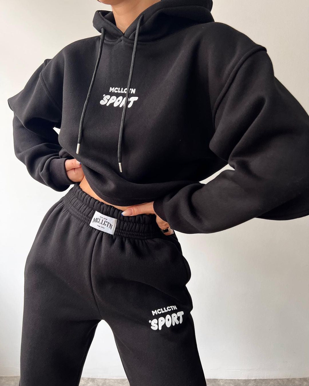 Elora Lounge-Set | Luxuriöser Damen-Trainingsanzug mit Kapuze
