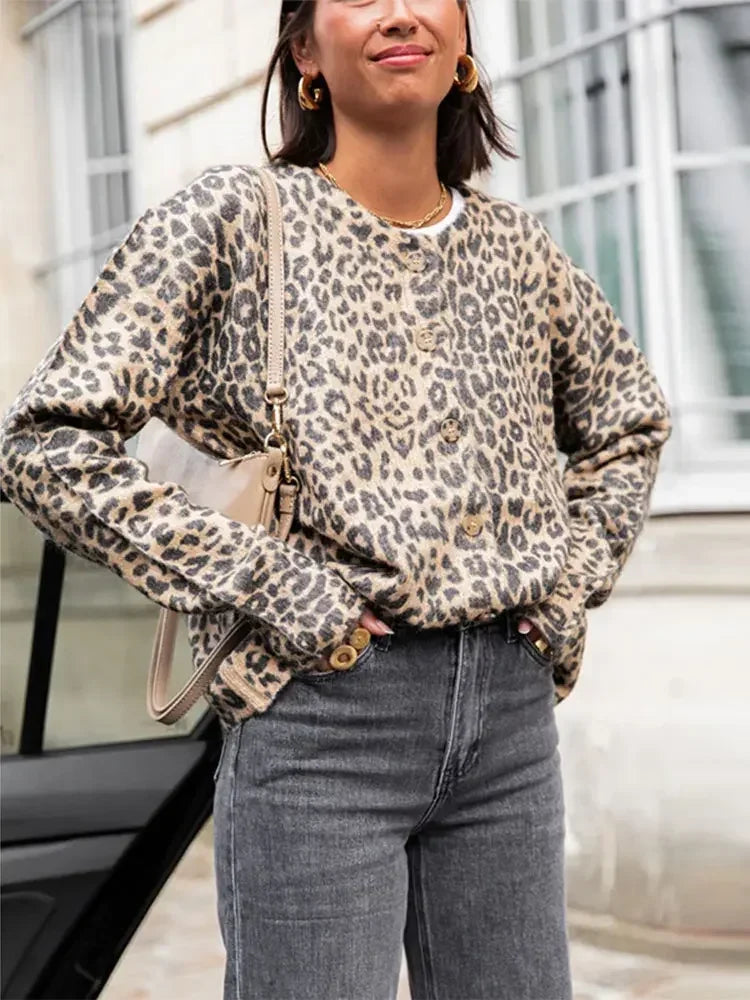 Claire - Strickjacke mit Panther-Print 
