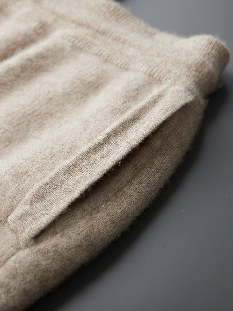 Mauro | Wool Loungewear Set | Soft Knitted Cardigan &amp; Joggers with Thermoregulation