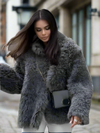 Isabelle – Luxuriöser weicher Damen-Kunstpelzmantel