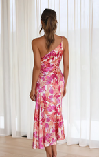 Elegantes Blumenkleid