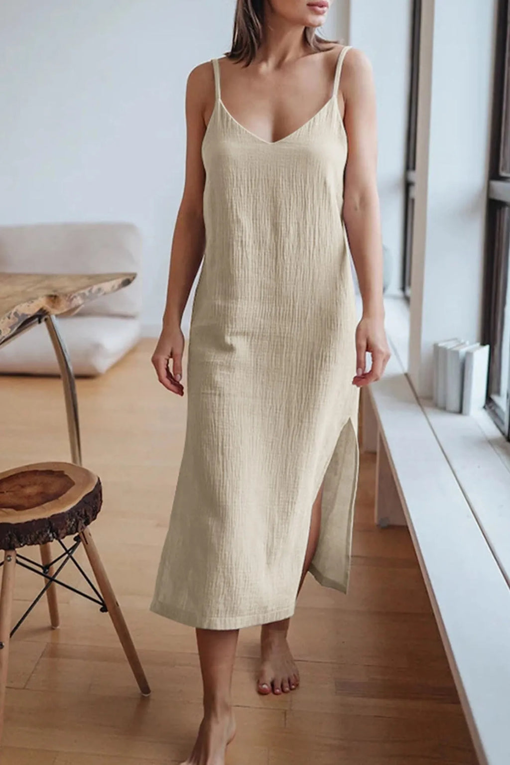 Giulia – V-Ausschnitt Midikleid aus Baumwolle mit Schlitz für Damen