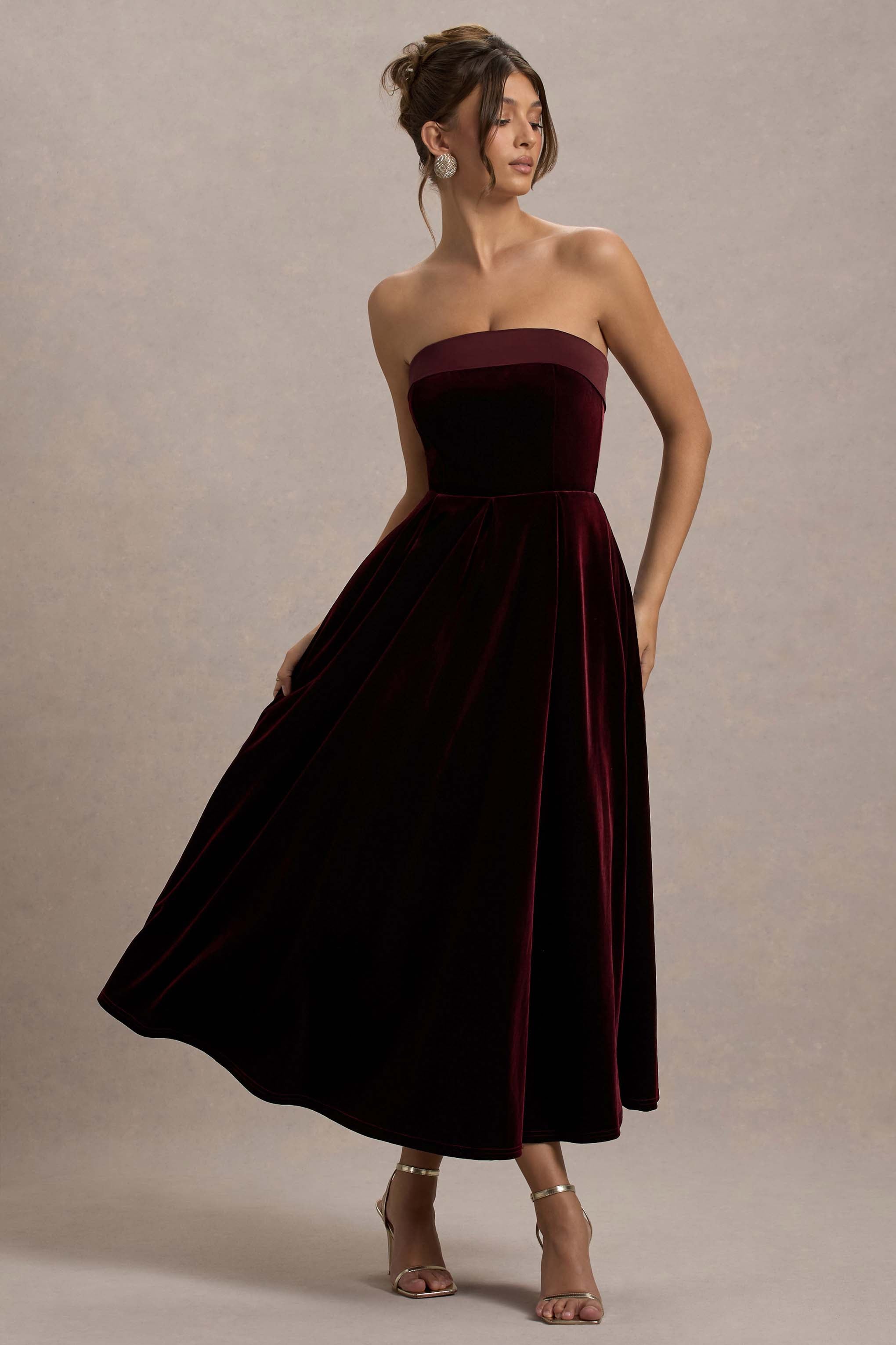 Amara | Samt-Midikleid