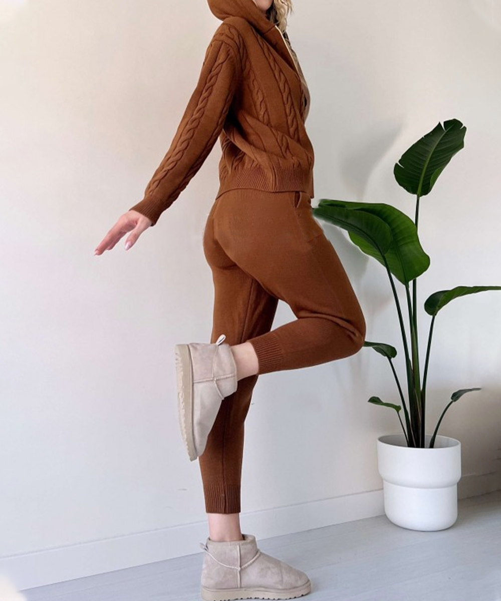 Veala | Refined Jacquard Knitted Sweater and Cardigan for Women