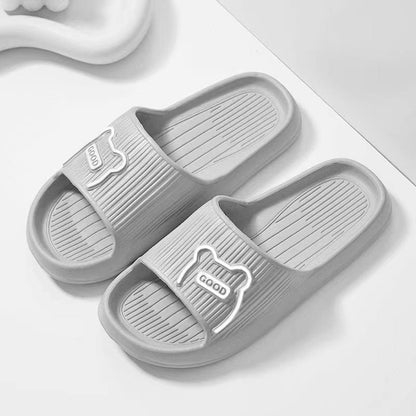 ComfortyGlidesBear™ | Stijl en Comfort slippers 2024