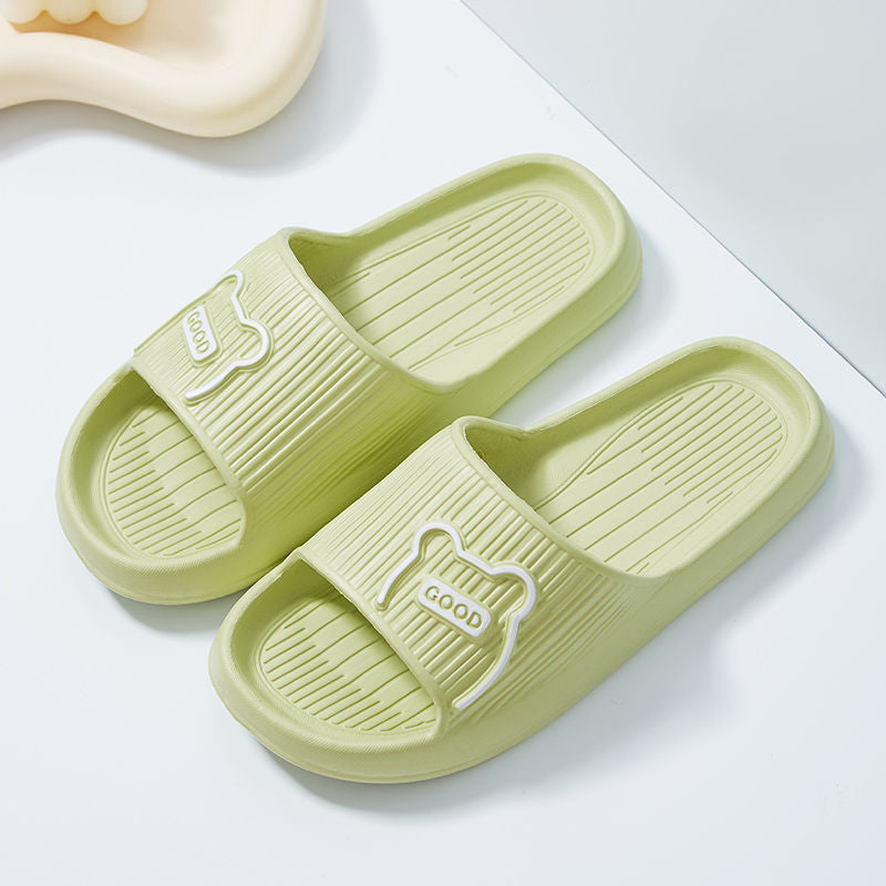 ComfortyGlidesBear™ | Stijl en Comfort slippers 2024