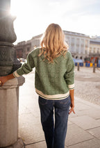 EMILIA™ | THE GREEN V-NECK PULLOVER