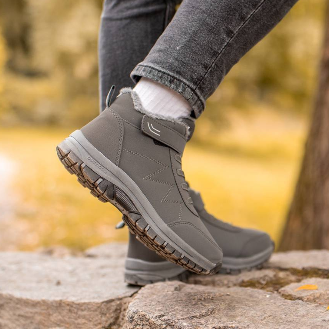 CozyBoots™ | The perfect blend of ergonomics and warmth!.