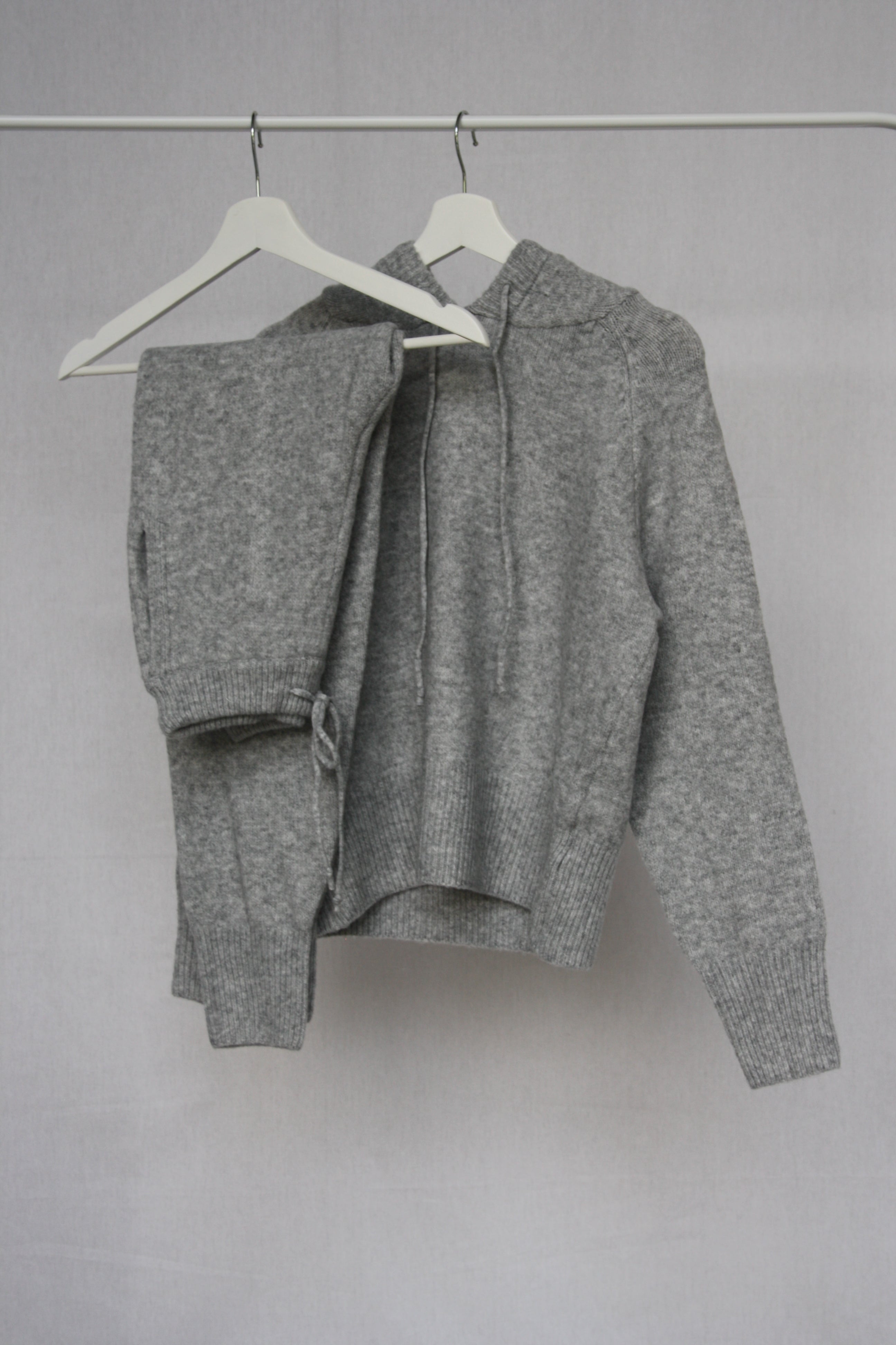 Weiches Hoody-Set – Grau