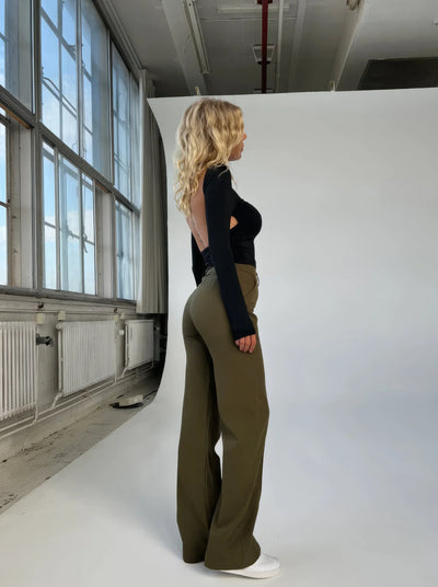 Luna | Pantalon met Wijde Pijpen & High Waist Pasvorm