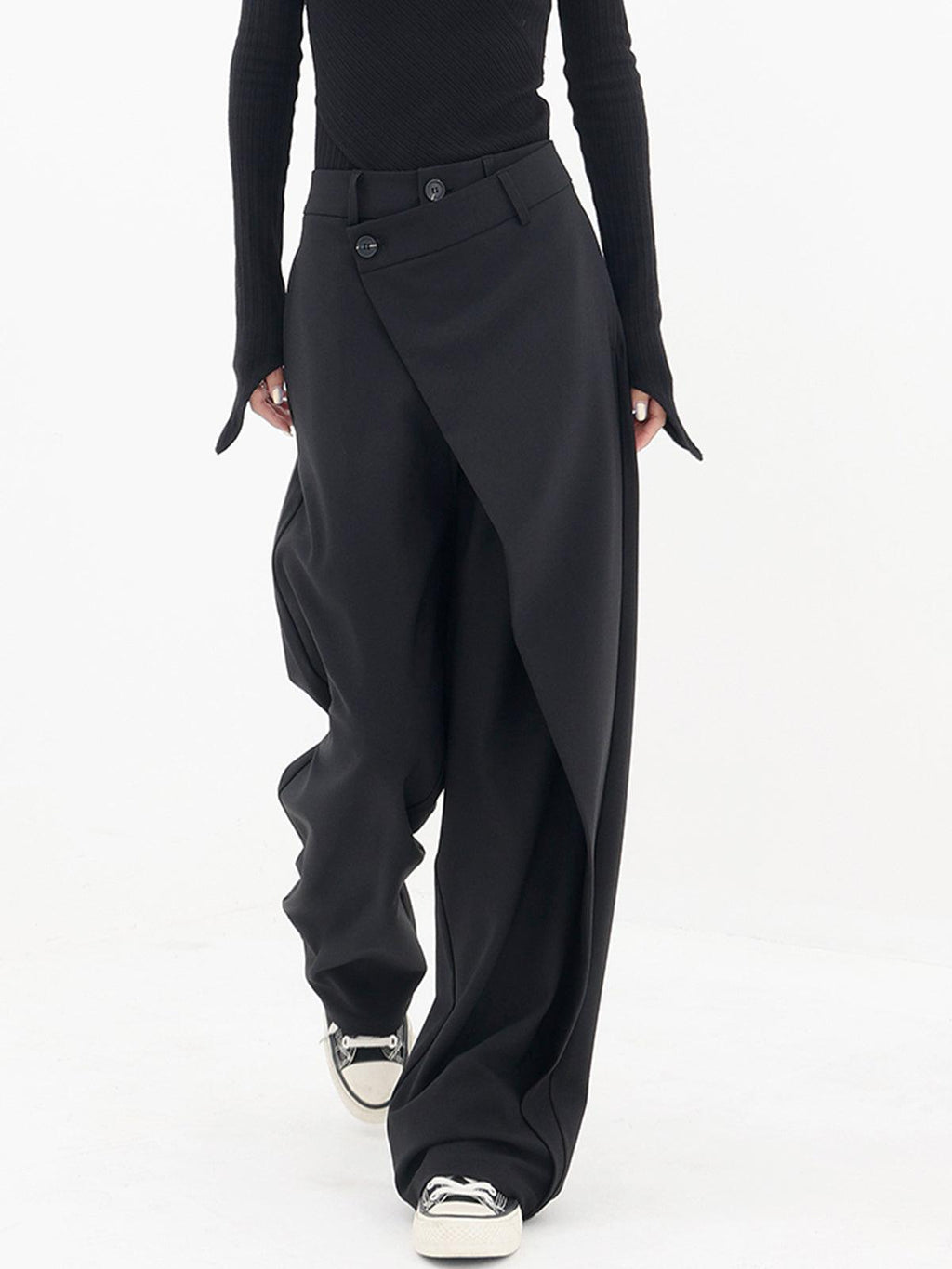 Farah™ – Weite schwarze Hose mit asymmetrischem Design