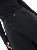 Farah™ – Weite schwarze Hose mit asymmetrischem Design