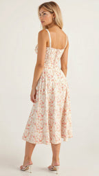 Elina™ | Taillenbetontes Kleid 