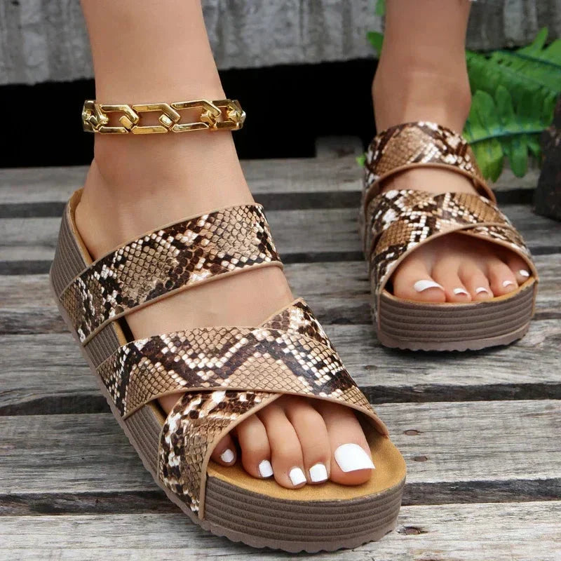 Martine™ orthopedic leather sandals, made of high-quality material